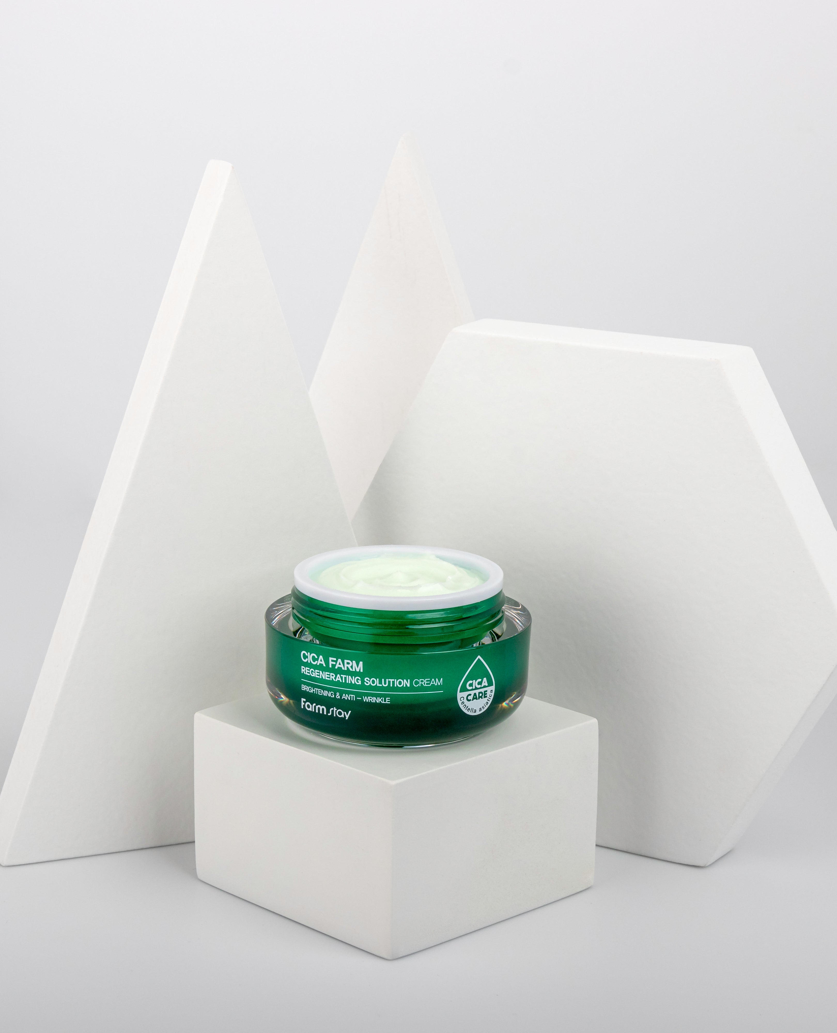 Farmstay Cica Farm Regenerating Solution Cream