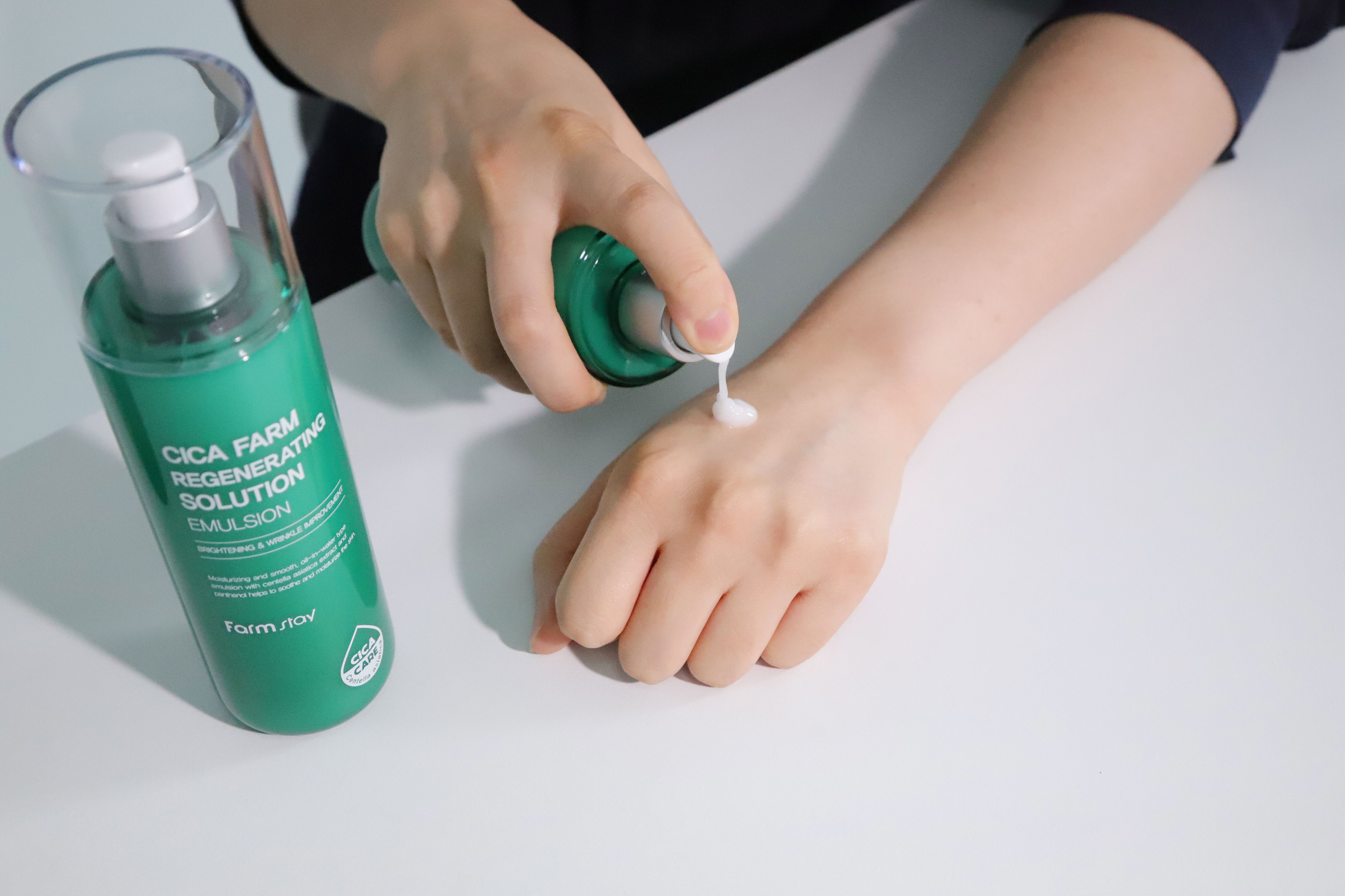 Farmstay Cica Farm Regenerating Solution Emulsion